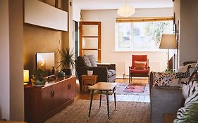 Peaceful Home In Chapel Allerton Area - Quiet Street, Free Parking